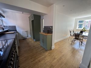 Open Plan Breakfast Kitchen- click for photo gallery